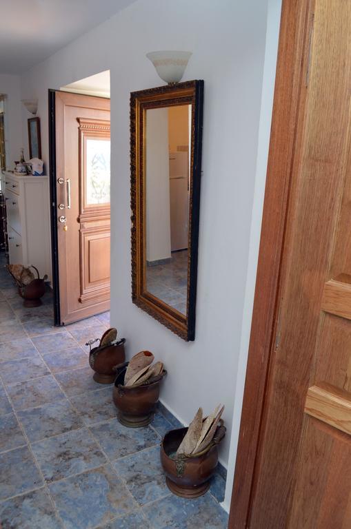 Villa Romanza Beach Villa Chalki Town Room photo