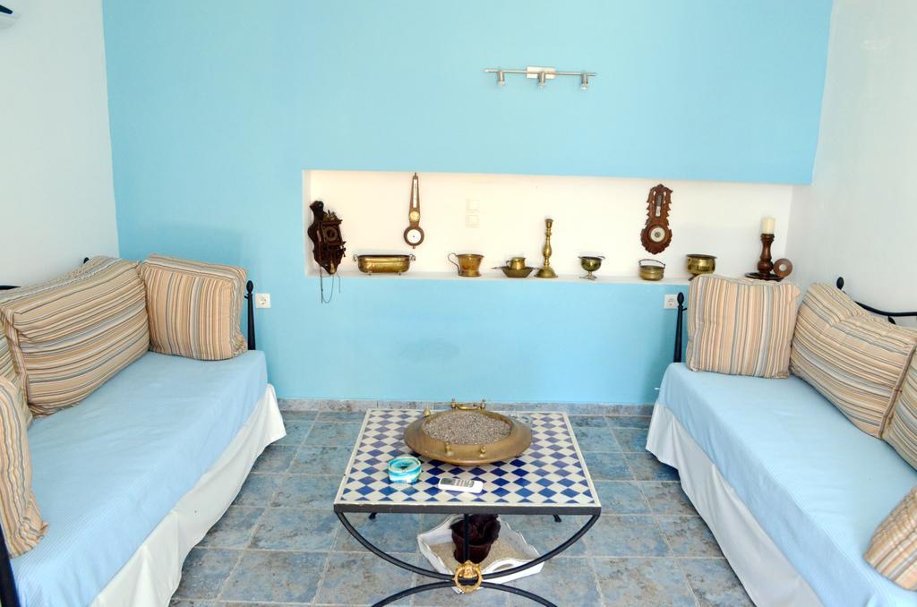 Villa Romanza Beach Villa Chalki Town Room photo