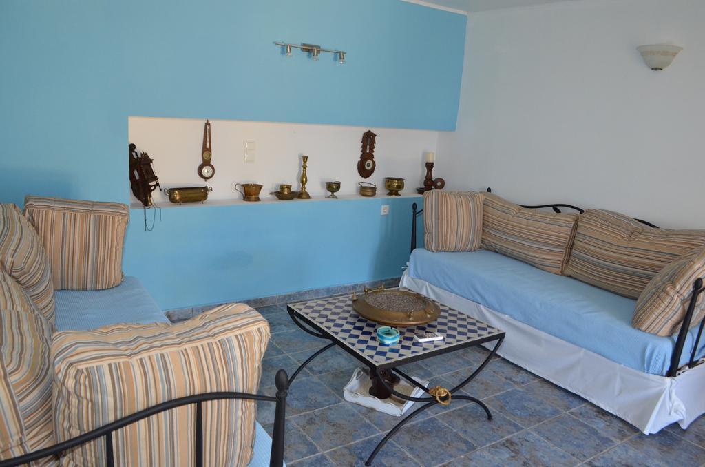 Villa Romanza Beach Villa Chalki Town Exterior photo